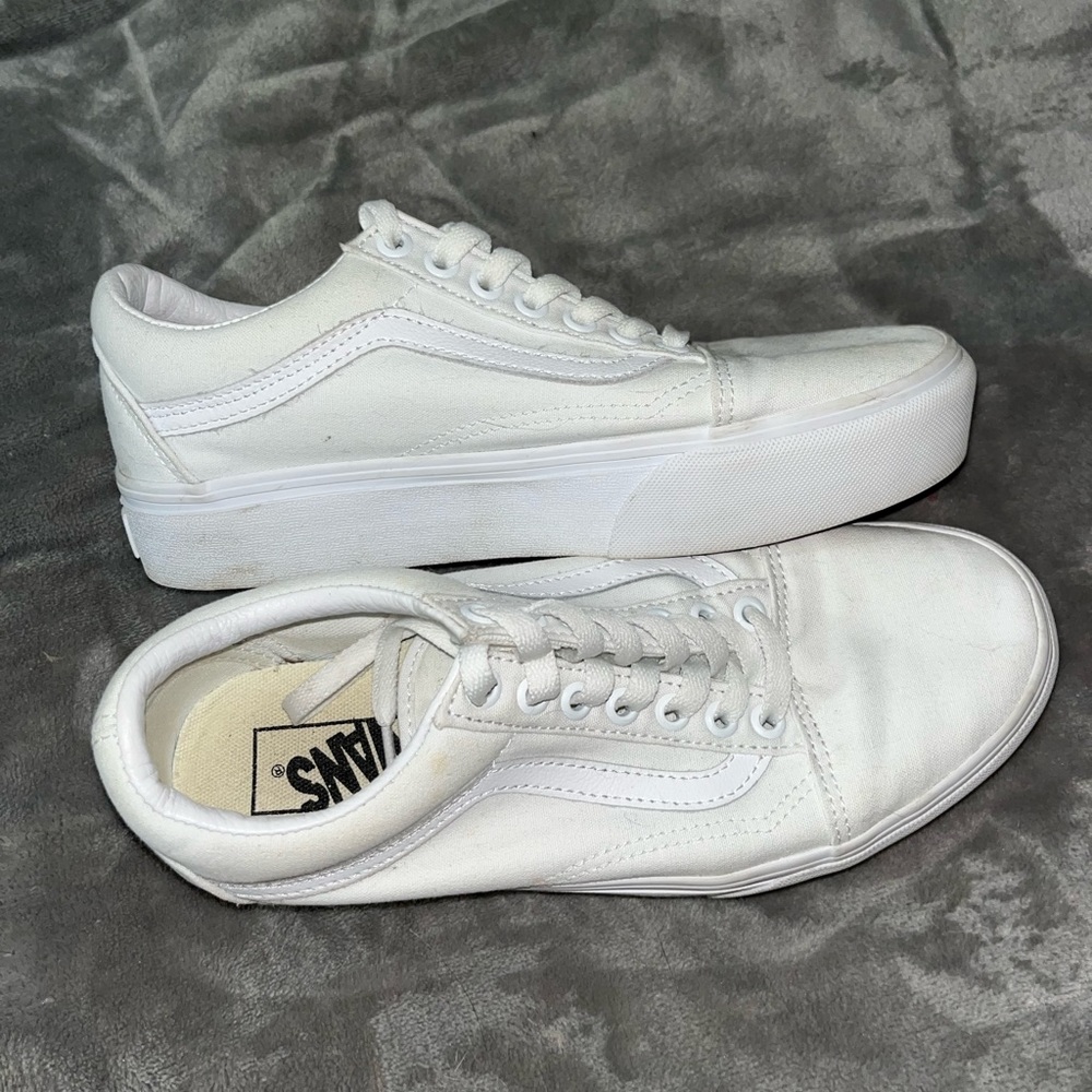 Women’s Platform Vans